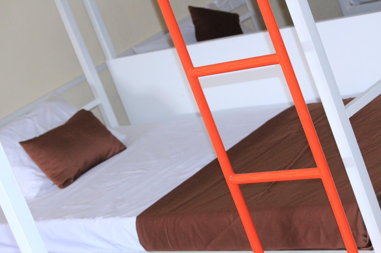 Beach Break Surf Hostel Weligama Zewnętrze zdjęcie